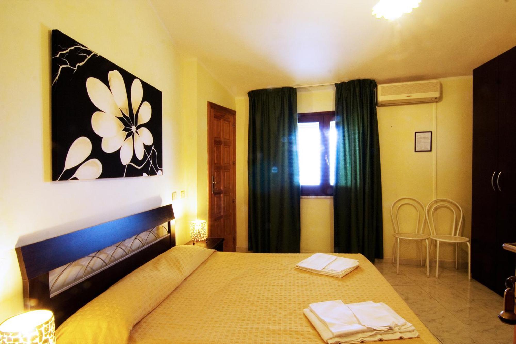 Hotel Paola Carloforte  Luaran gambar